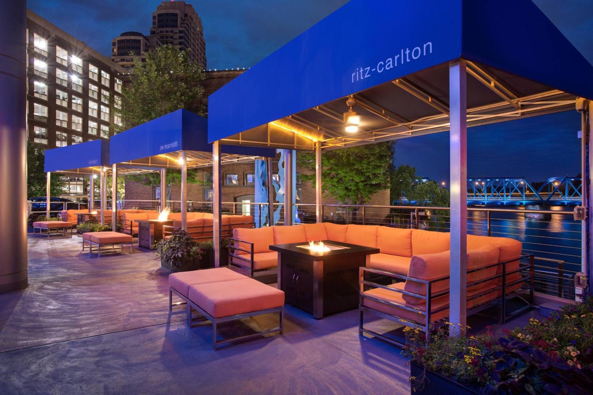 JW Marriott Grand Rapids Hotell Exteriör bild